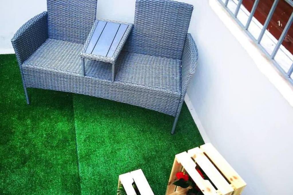 Apartment With Private Patio Athena Bagian luar foto