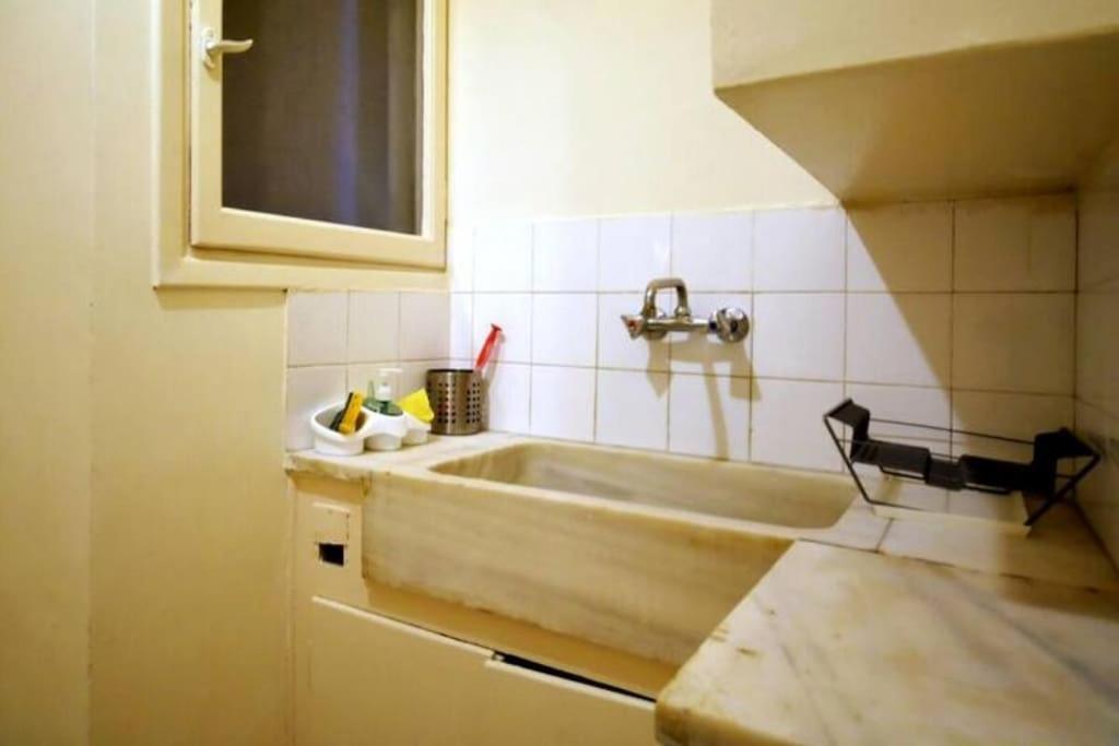 Apartment With Private Patio Athena Bagian luar foto