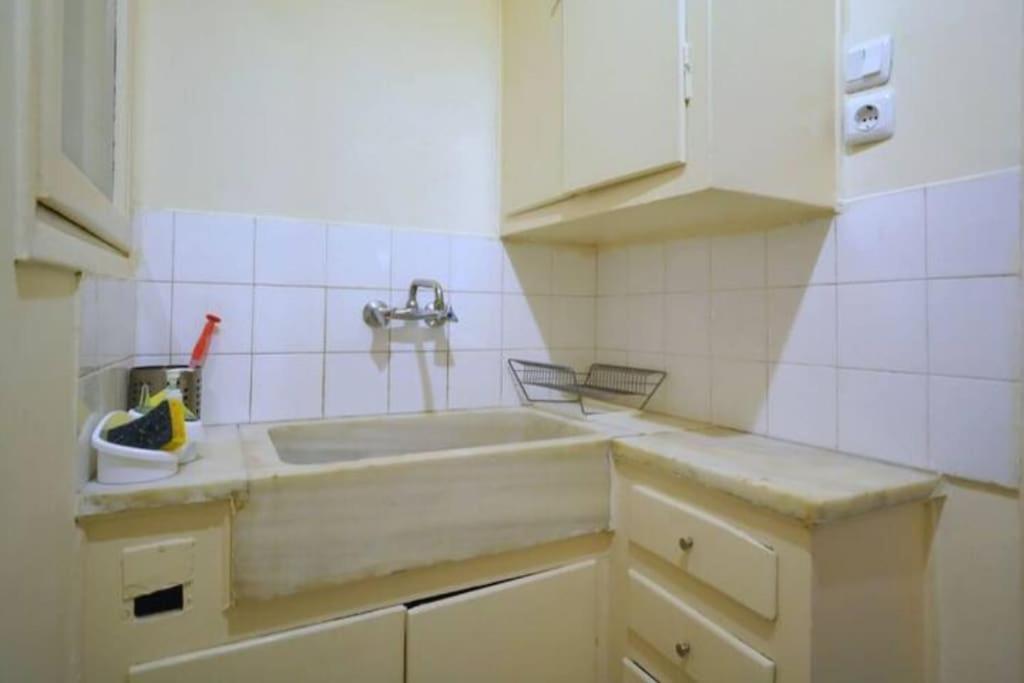 Apartment With Private Patio Athena Bagian luar foto