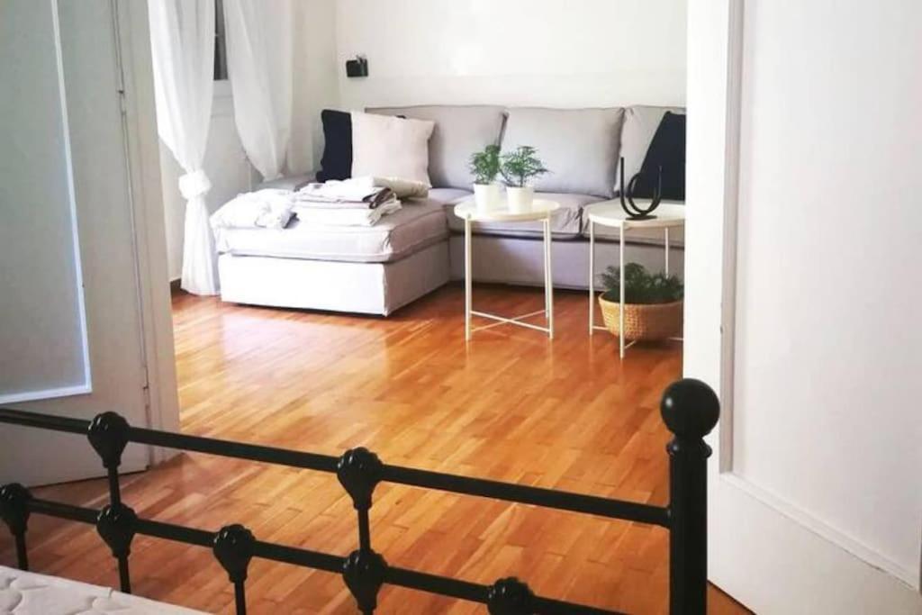 Apartment With Private Patio Athena Bagian luar foto