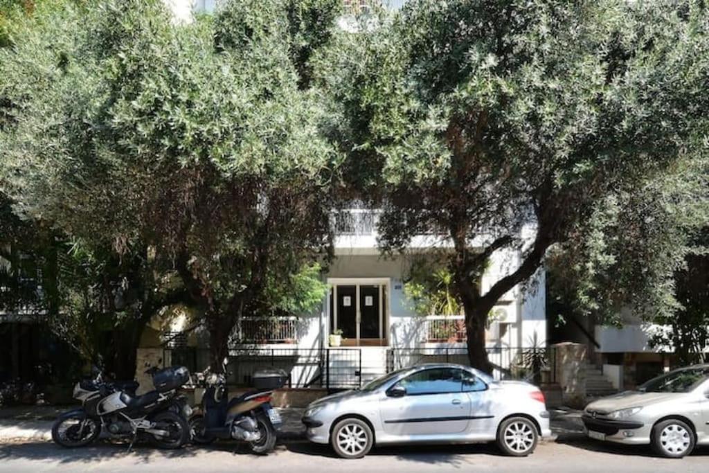 Apartment With Private Patio Athena Bagian luar foto